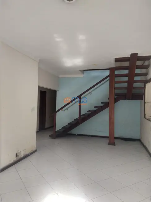 Loja com 5 quartos para alugar, 287m2 em Centro, Macae - RJ - imagem 4 Foto 4 de Loja com 5 quartos para alugar, 287m2 em Centro, Macae - RJ