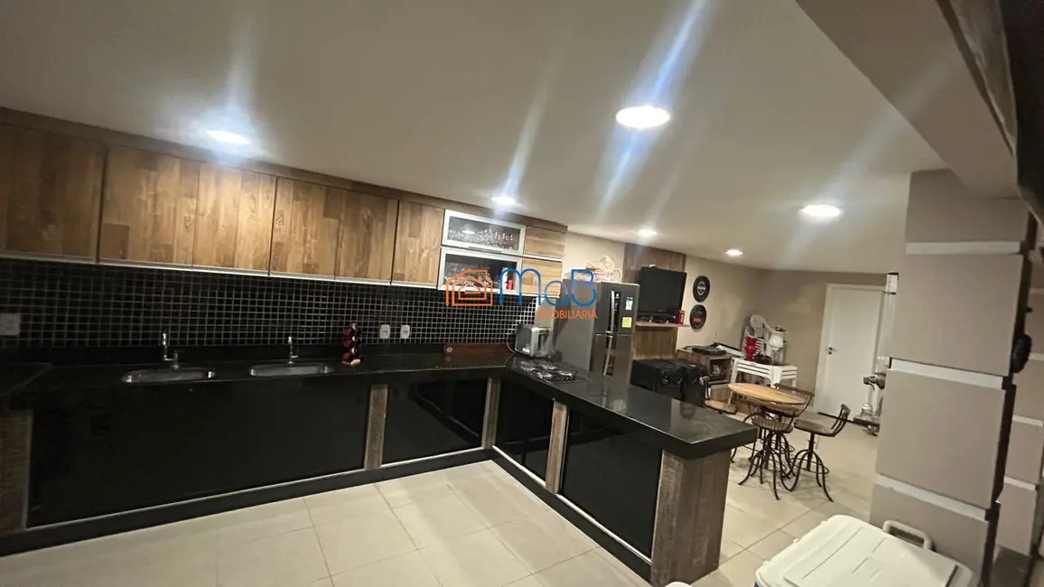 Casa de Condomínio com 3 quartos à venda, 384m2 em Lagoa, Macae - RJ - imagem 6 Foto 6 de Casa de Condomínio com 3 quartos à venda, 384m2 em Lagoa, Macae - RJ