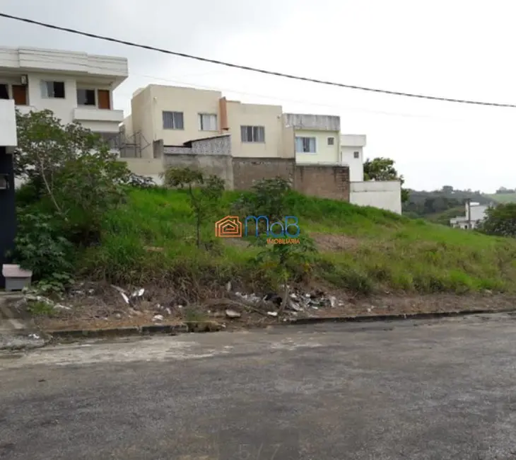 Foto 1 de Terreno / Lote à venda, 200m2 em Lagoa, Macae - RJ