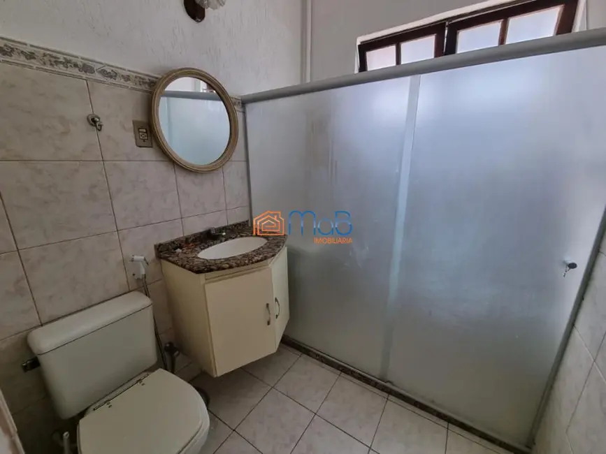 Casa com 3 quartos à venda, 158m2 em Centro, Macae - RJ - imagem 8 Foto 8 de Casa com 3 quartos à venda, 158m2 em Centro, Macae - RJ