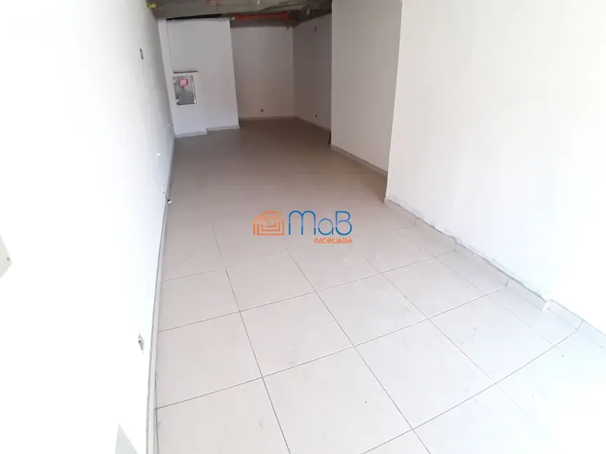 Foto 2 de Loja com 1 quarto para alugar, 50m2 em Centro, Macae - RJ