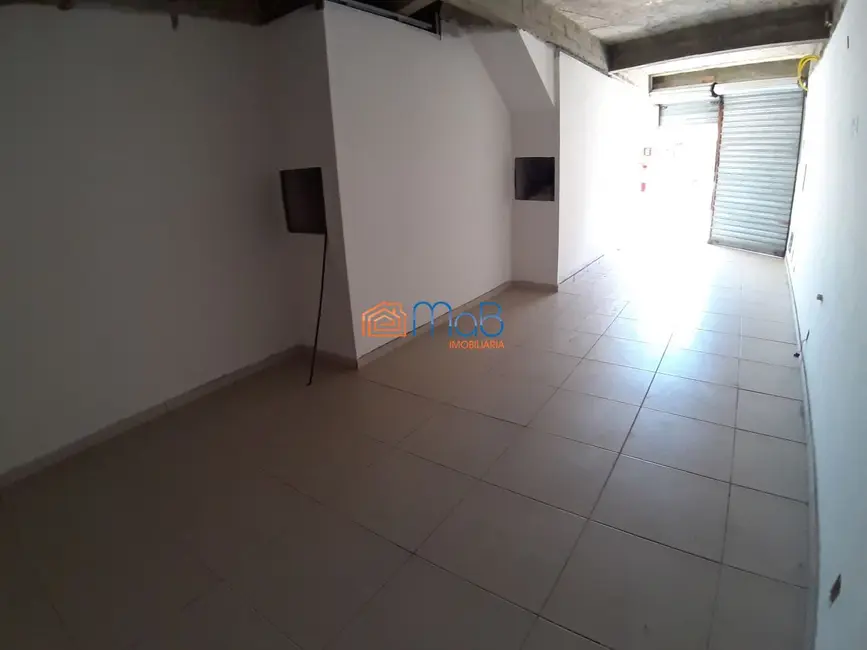 Loja com 1 quarto para alugar, 50m2 em Centro, Macae - RJ - imagem 5 Foto 5 de Loja com 1 quarto para alugar, 50m2 em Centro, Macae - RJ