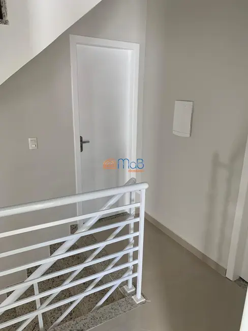 Casa com 3 quartos à venda, 110m2 em Granja dos Cavaleiros, Macae - RJ - imagem 4 Foto 4 de Casa com 3 quartos à venda, 110m2 em Granja dos Cavaleiros, Macae - RJ