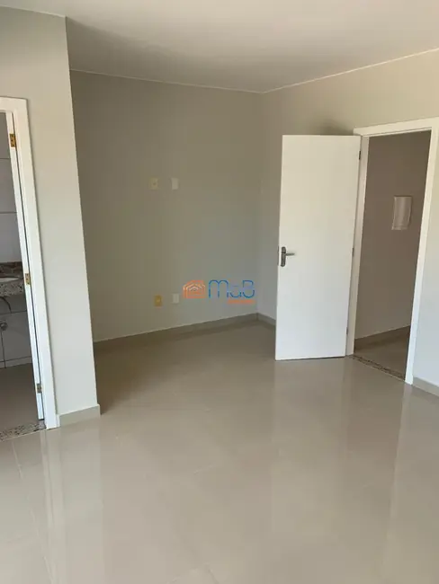 Casa com 3 quartos à venda, 110m2 em Granja dos Cavaleiros, Macae - RJ - imagem 6 Foto 6 de Casa com 3 quartos à venda, 110m2 em Granja dos Cavaleiros, Macae - RJ