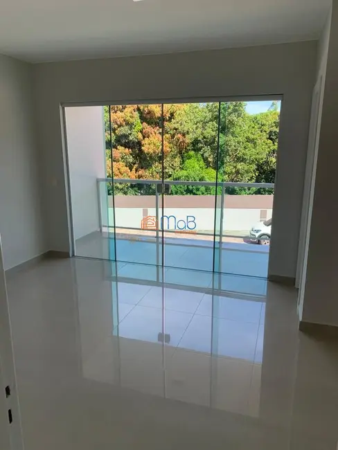 Casa com 3 quartos à venda, 110m2 em Granja dos Cavaleiros, Macae - RJ - imagem 3 Foto 3 de Casa com 3 quartos à venda, 110m2 em Granja dos Cavaleiros, Macae - RJ