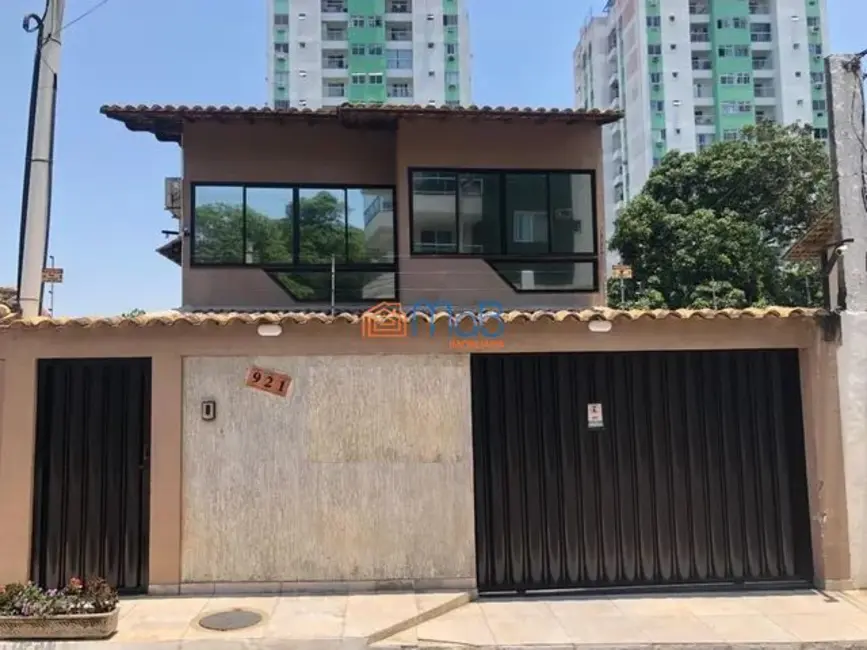 Foto 1 de Casa com 4 quartos à venda, 510m2 em Glória, Macae - RJ