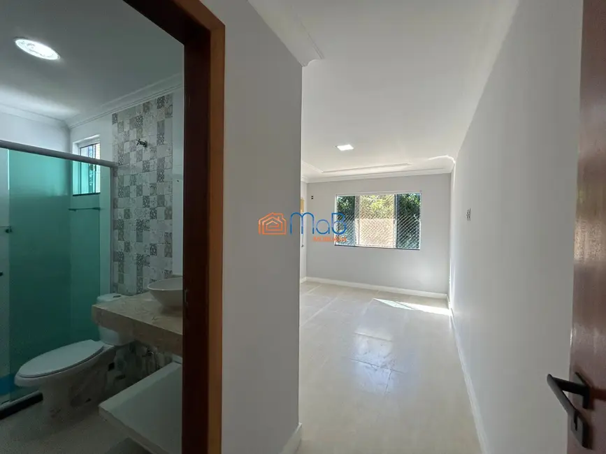 Casa de Condomínio com 3 quartos para alugar, 627m2 em Lagoa, Macae - RJ - imagem 5 Foto 5 de Casa de Condomínio com 3 quartos para alugar, 627m2 em Lagoa, Macae - RJ