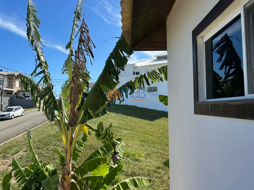 Casa de Condomínio com 3 quartos para alugar, 627m2 em Lagoa, Macae - RJ - imagem 7 Foto 7 de Casa de Condomínio com 3 quartos para alugar, 627m2 em Lagoa, Macae - RJ