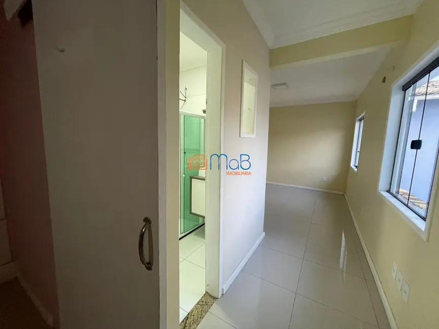 Casa com 4 quartos à venda, 200m2 em Jardim Vitória, Macae - RJ - imagem 7 Foto 7 de Casa com 4 quartos à venda, 200m2 em Jardim Vitória, Macae - RJ