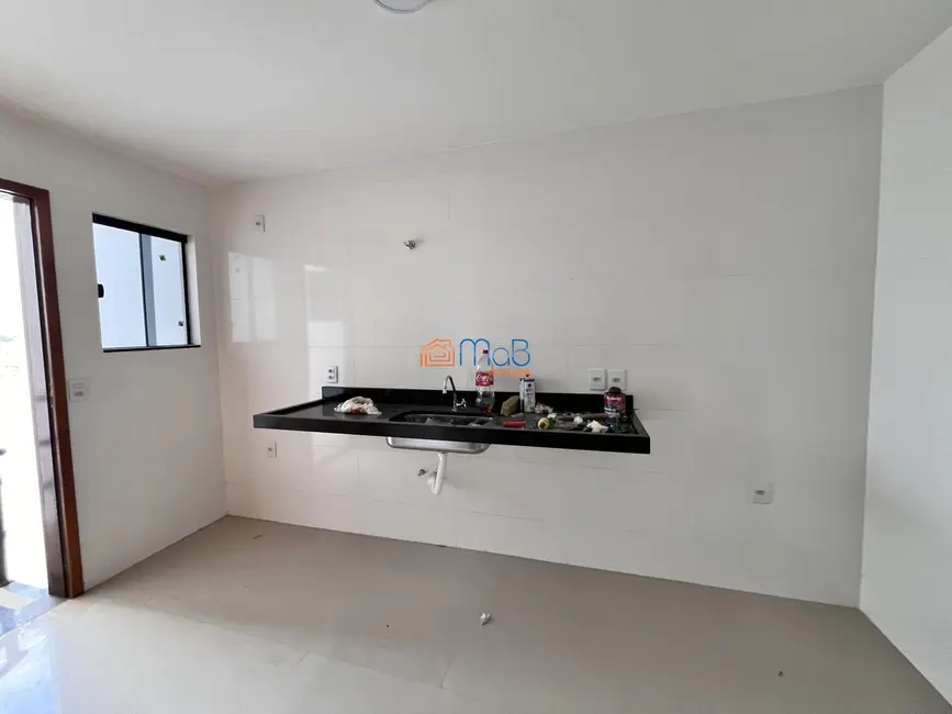 Foto 4 de Apartamento com 4 quartos à venda, 140m2 em Novo Horizonte, Macae - RJ