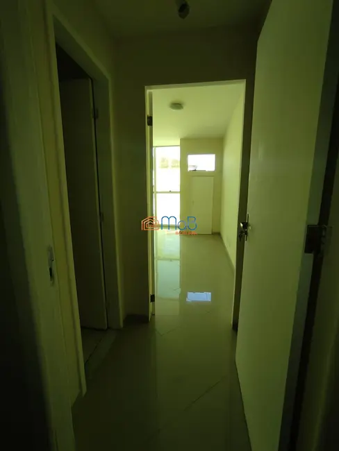 Sala Comercial com 2 quartos para alugar, 34m2 em Imbetiba, Macae - RJ - imagem 4 Foto 4 de Sala Comercial com 2 quartos para alugar, 34m2 em Imbetiba, Macae - RJ