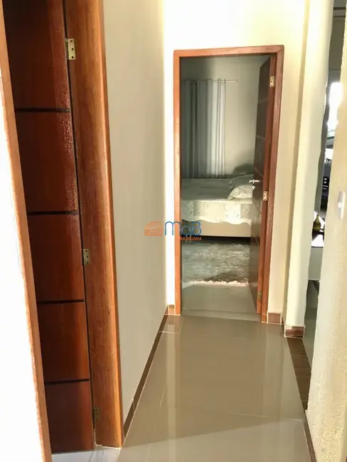 Casa com 6 quartos à venda, 160m2 em Parque Aeroporto, Macae - RJ - imagem 6 Foto 6 de Casa com 6 quartos à venda, 160m2 em Parque Aeroporto, Macae - RJ