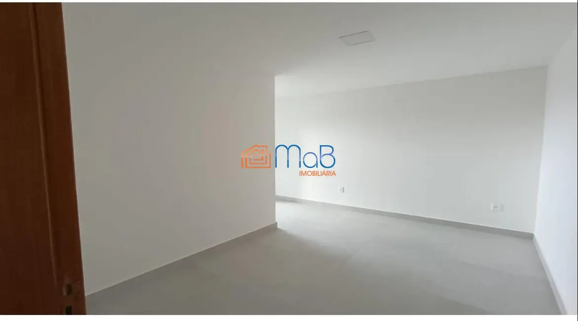 Casa com 3 quartos à venda, 150m2 em Lagoa, Macae - RJ - imagem 3 Foto 3 de Casa com 3 quartos à venda, 150m2 em Lagoa, Macae - RJ