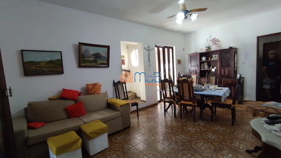 Casa com 6 quartos à venda, 350m2 em Cavaleiros, Macae - RJ - imagem 7 Foto 7 de Casa com 6 quartos à venda, 350m2 em Cavaleiros, Macae - RJ