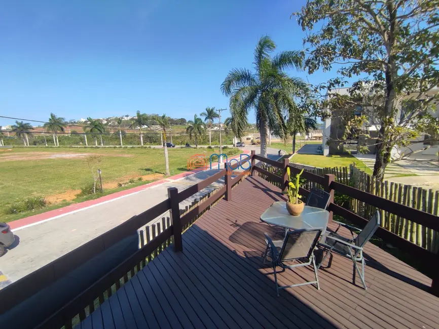 Casa com 3 quartos à venda, 153m2 em Lagoa, Macae - RJ - imagem 4 Foto 4 de Casa com 3 quartos à venda, 153m2 em Lagoa, Macae - RJ