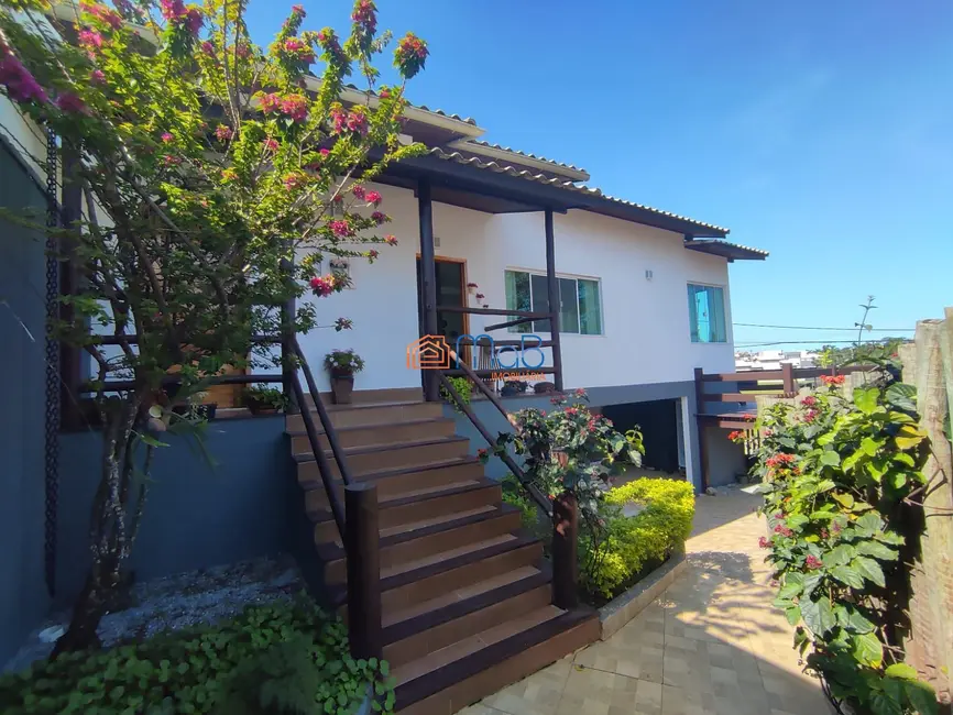 Foto 2 de Casa com 3 quartos à venda, 153m2 em Lagoa, Macae - RJ