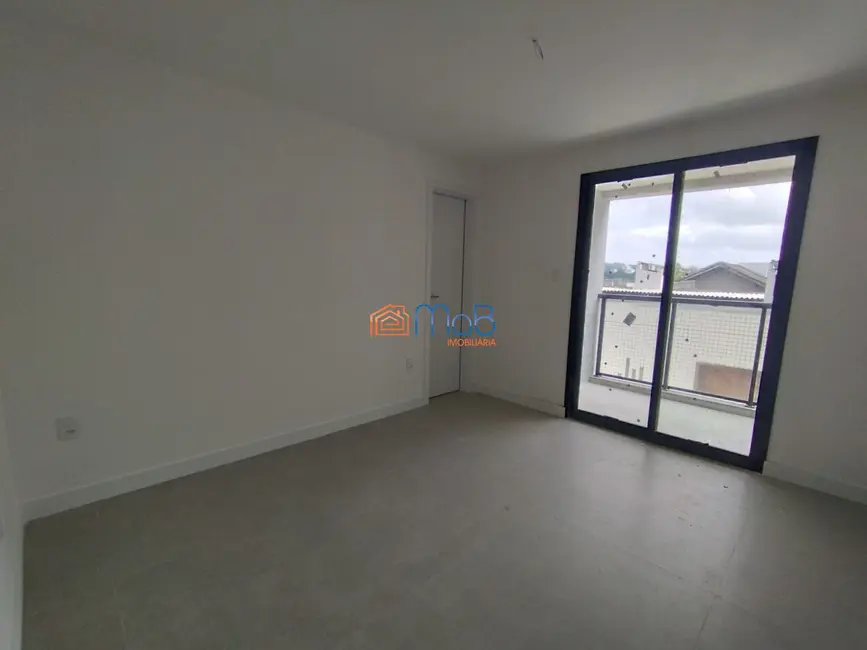 Apartamento com 3 quartos à venda, 140m2 em Praia do Pecado, Macae - RJ - imagem 4 Foto 4 de Apartamento com 3 quartos à venda, 140m2 em Praia do Pecado, Macae - RJ