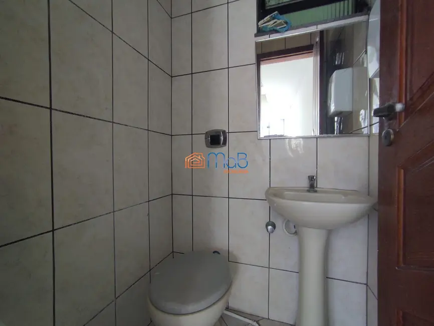 Sala Comercial com 2 quartos para alugar, 38m2 em Centro, Macae - RJ - imagem 6 Foto 6 de Sala Comercial com 2 quartos para alugar, 38m2 em Centro, Macae - RJ