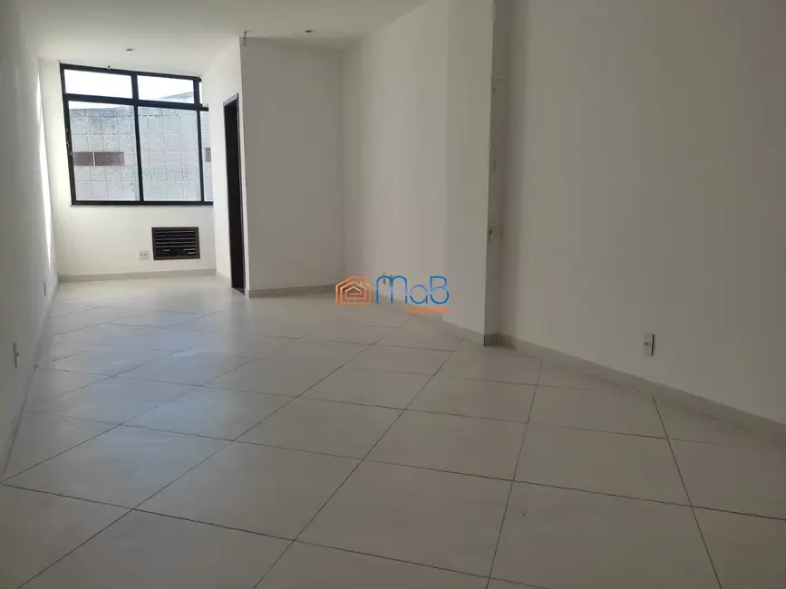 Sala Comercial com 1 quarto para alugar, 27m2 em Centro, Macae - RJ - imagem 1 Foto 1 de Sala Comercial com 1 quarto para alugar, 27m2 em Centro, Macae - RJ