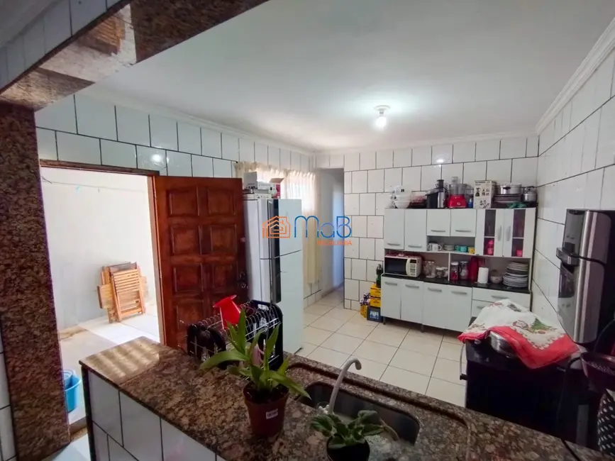Casa com 3 quartos à venda, 230m2 em Parque Aeroporto, Macae - RJ - imagem 9 Foto 9 de Casa com 3 quartos à venda, 230m2 em Parque Aeroporto, Macae - RJ
