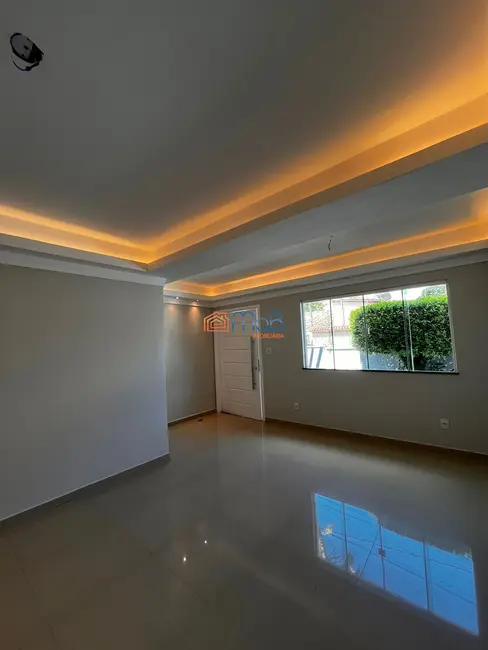 Casa com 3 quartos para alugar, 210m2 em Lagoa, Macae - RJ - imagem 7 Foto 7 de Casa com 3 quartos para alugar, 210m2 em Lagoa, Macae - RJ