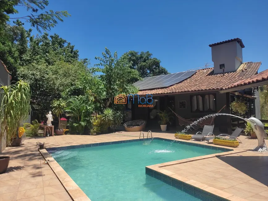 Casa com 11 quartos à venda, 334m2 em Granja dos Cavaleiros, Macae - RJ - imagem 4 Foto 4 de Casa com 11 quartos à venda, 334m2 em Granja dos Cavaleiros, Macae - RJ