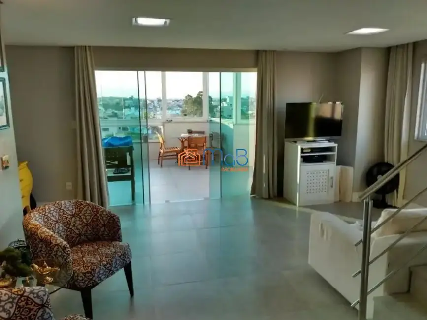 Cobertura com 3 quartos à venda, 155m2 em Riviera Fluminense, Macae - RJ - imagem 4 Foto 4 de Cobertura com 3 quartos à venda, 155m2 em Riviera Fluminense, Macae - RJ