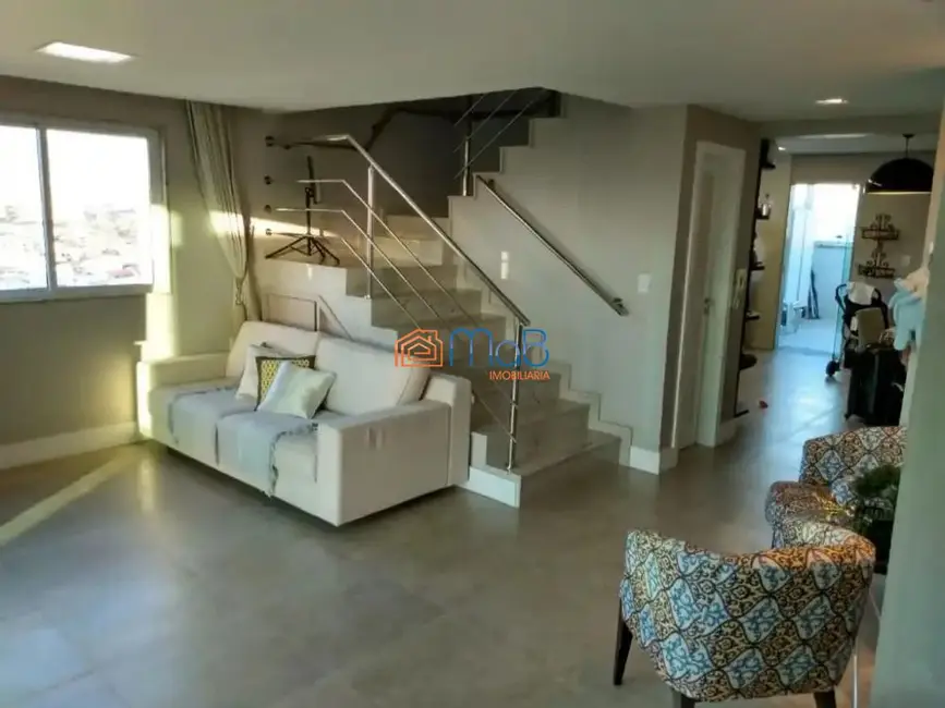 Cobertura com 3 quartos à venda, 155m2 em Riviera Fluminense, Macae - RJ - imagem 3 Foto 3 de Cobertura com 3 quartos à venda, 155m2 em Riviera Fluminense, Macae - RJ