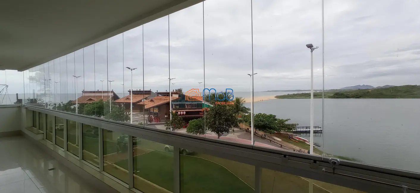 Foto 2 de Apartamento com 4 quartos para alugar, 200m2 em Praia do Pecado, Macae - RJ