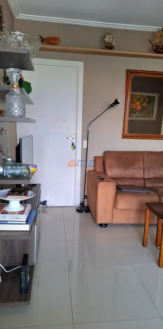 Apartamento com 2 quartos à venda, 60m2 em Glória, Macae - RJ - imagem 3 Foto 3 de Apartamento com 2 quartos à venda, 60m2 em Glória, Macae - RJ