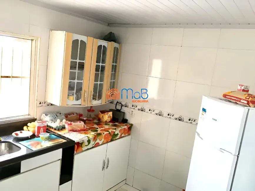 Apartamento com 4 quartos à venda, 150m2 em Virgem Santa, Macae - RJ - imagem 3 Foto 3 de Apartamento com 4 quartos à venda, 150m2 em Virgem Santa, Macae - RJ