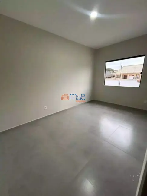 Apartamento com 3 quartos à venda, 144m2 em Lagoa, Macae - RJ - imagem 3 Foto 3 de Apartamento com 3 quartos à venda, 144m2 em Lagoa, Macae - RJ
