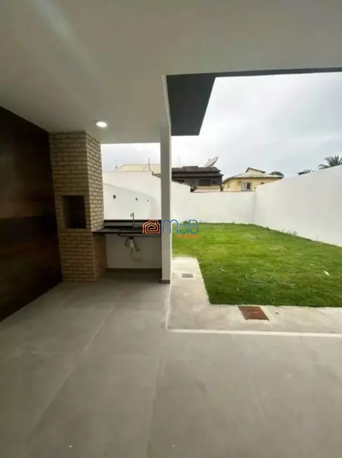 Apartamento com 3 quartos à venda, 144m2 em Lagoa, Macae - RJ - imagem 9 Foto 9 de Apartamento com 3 quartos à venda, 144m2 em Lagoa, Macae - RJ