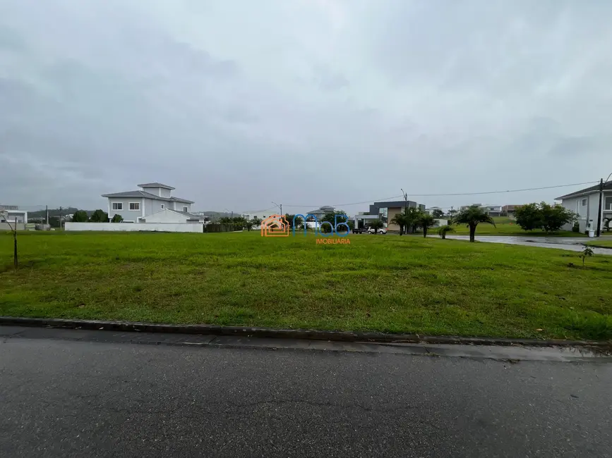 Foto 1 de Terreno / Lote à venda, 516m2 em Alphaville, Rio Das Ostras - RJ