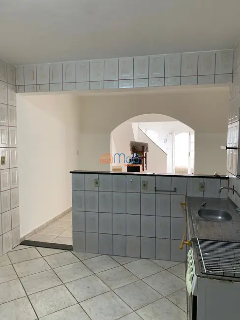 Casa com 3 quartos à venda, 130m2 em Imbetiba, Macae - RJ - imagem 5 Foto 5 de Casa com 3 quartos à venda, 130m2 em Imbetiba, Macae - RJ