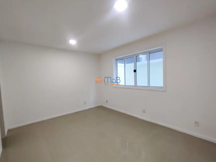 Apartamento com 2 quartos à venda, 78m2 em Cavaleiros, Macae - RJ - imagem 9 Foto 9 de Apartamento com 2 quartos à venda, 78m2 em Cavaleiros, Macae - RJ