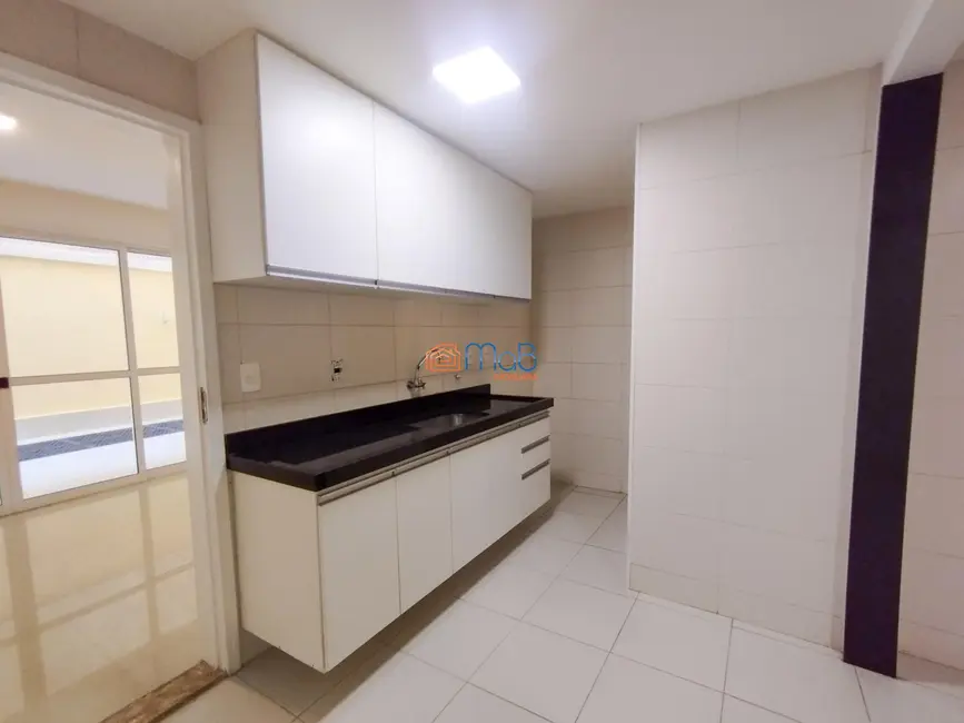 Apartamento com 2 quartos à venda, 78m2 em Cavaleiros, Macae - RJ - imagem 3 Foto 3 de Apartamento com 2 quartos à venda, 78m2 em Cavaleiros, Macae - RJ