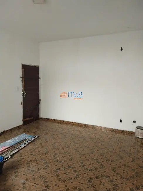 Loja com 4 quartos para alugar, 120m2 em Centro, Macae - RJ - imagem 5 Foto 5 de Loja com 4 quartos para alugar, 120m2 em Centro, Macae - RJ