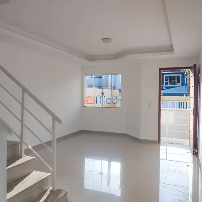 Foto 3 de Apartamento com 3 quartos à venda, 90m2 em Jardim Vitória, Macae - RJ