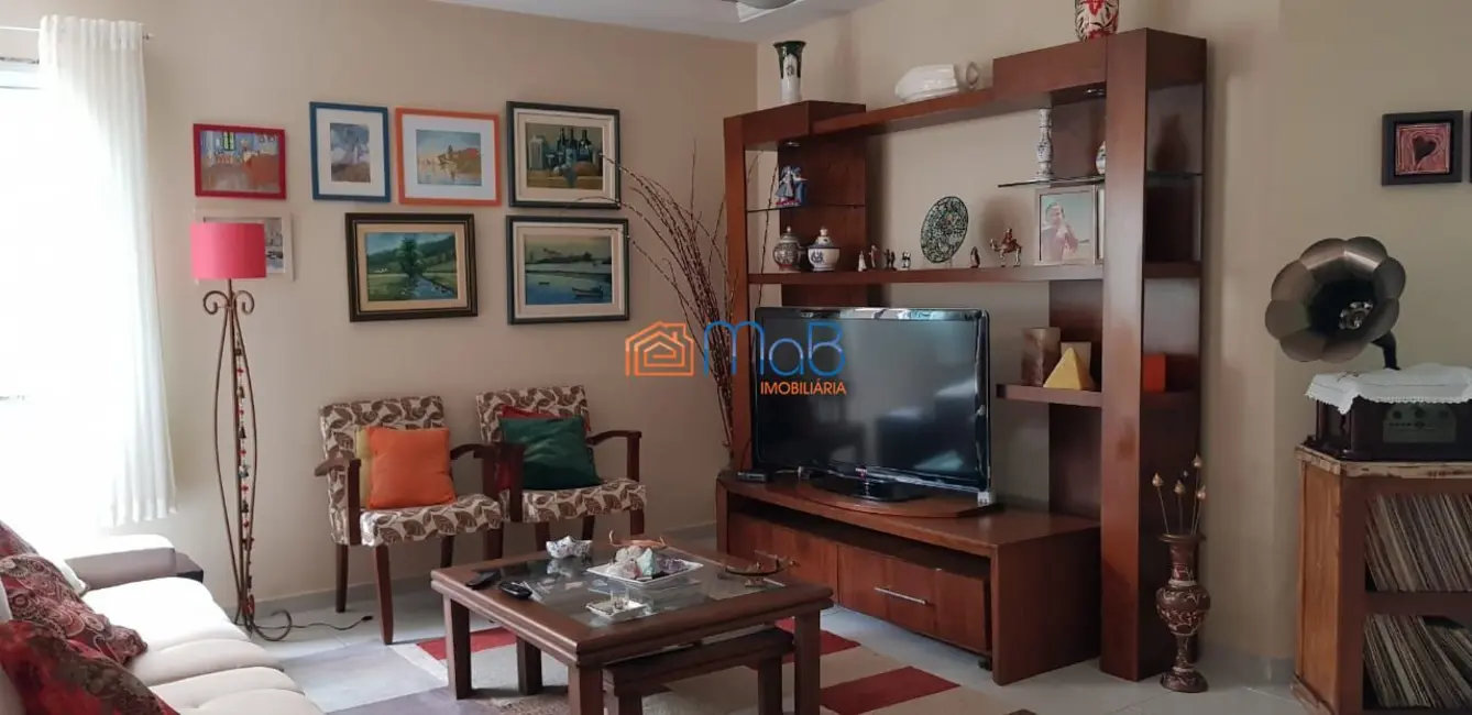 Casa com 4 quartos à venda, 480m2 em Lagoa, Macae - RJ - imagem 9 Foto 9 de Casa com 4 quartos à venda, 480m2 em Lagoa, Macae - RJ