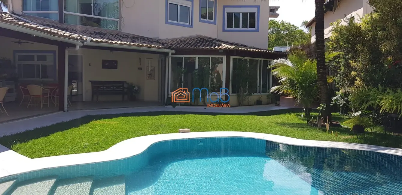 Foto 1 de Casa com 4 quartos à venda, 480m2 em Lagoa, Macae - RJ