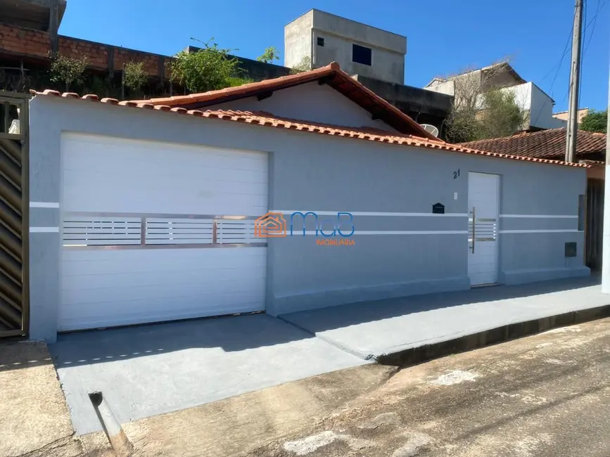 Foto 1 de Casa com 2 quartos à venda, 60m2 em Nova Cidade, Macae - RJ