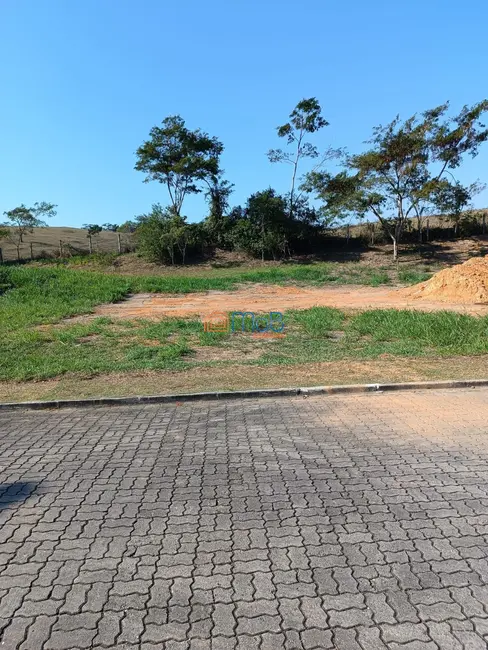 Foto 1 de Terreno / Lote à venda, 854m2 em Nova Cidade, Macae - RJ