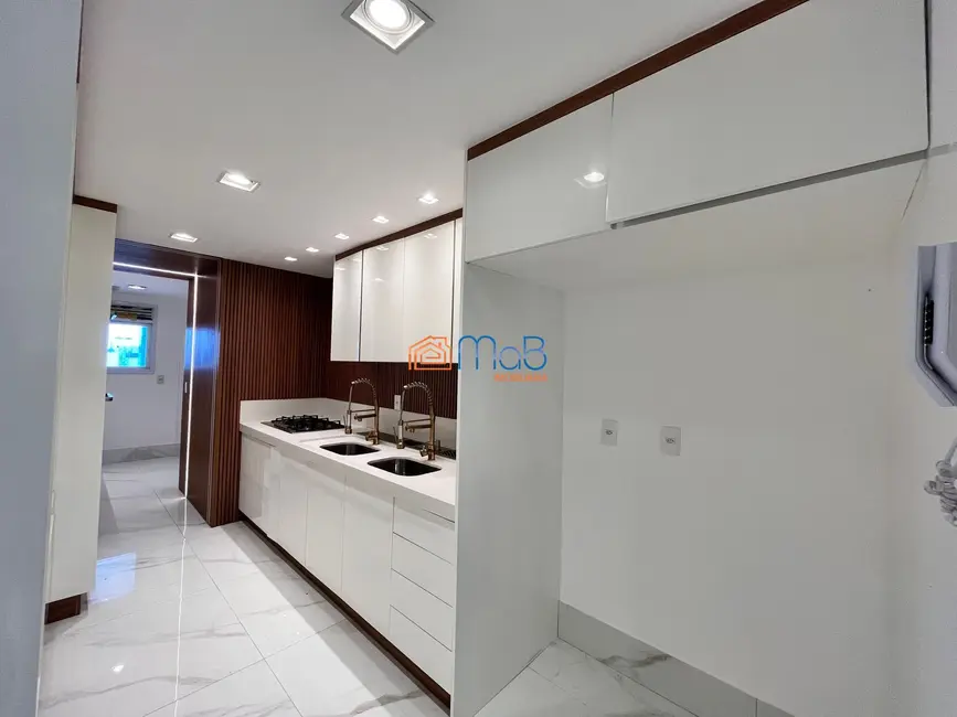 Cobertura com 4 quartos à venda, 268m2 em Praia do Pecado, Macae - RJ - imagem 7 Foto 7 de Cobertura com 4 quartos à venda, 268m2 em Praia do Pecado, Macae - RJ