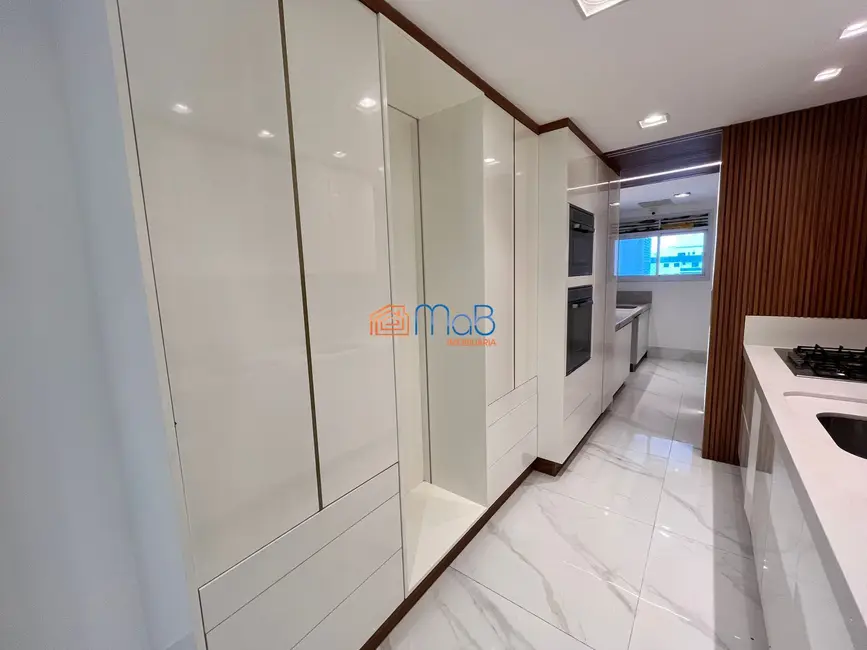 Cobertura com 4 quartos à venda, 268m2 em Praia do Pecado, Macae - RJ - imagem 5 Foto 5 de Cobertura com 4 quartos à venda, 268m2 em Praia do Pecado, Macae - RJ