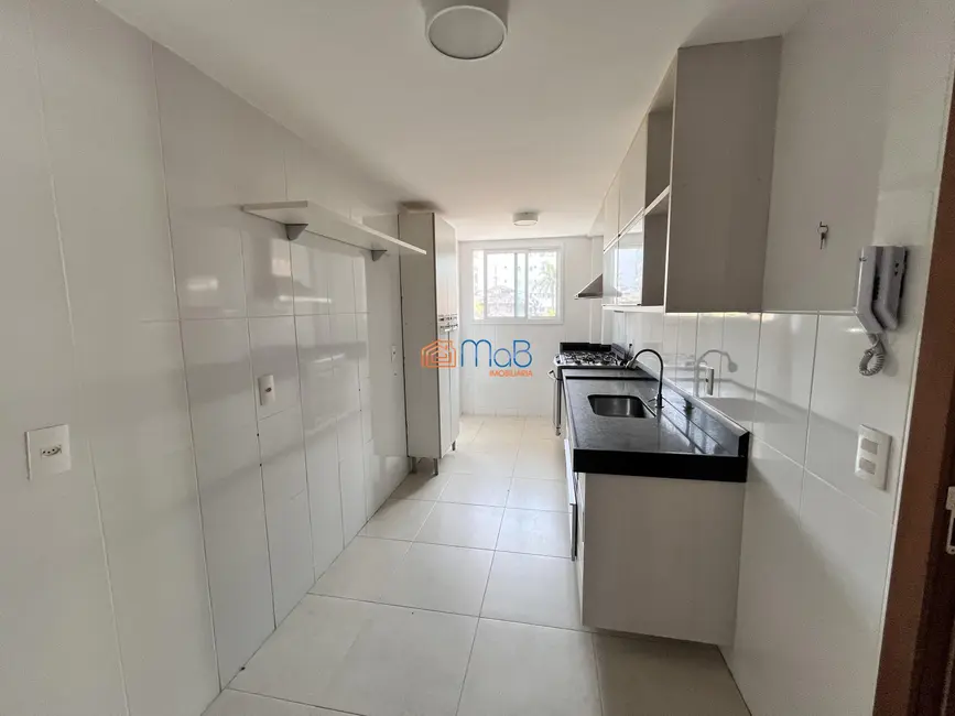 Apartamento com 3 quartos à venda, 138m2 em Praia do Pecado, Macae - RJ - imagem 4 Foto 4 de Apartamento com 3 quartos à venda, 138m2 em Praia do Pecado, Macae - RJ