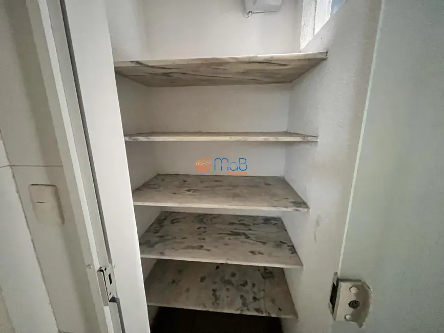 Casa com 3 quartos à venda, 206m2 em Jardim Vitória, Macae - RJ - imagem 7 Foto 7 de Casa com 3 quartos à venda, 206m2 em Jardim Vitória, Macae - RJ