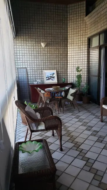 Apartamento com 3 quartos à venda, 240m2 em Imbetiba, Macae - RJ - imagem 3 Foto 3 de Apartamento com 3 quartos à venda, 240m2 em Imbetiba, Macae - RJ