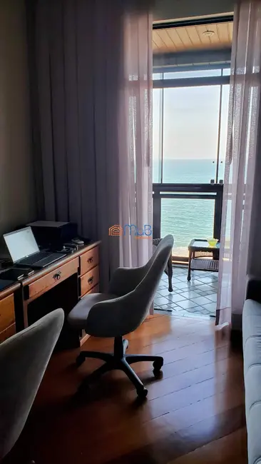 Apartamento com 3 quartos à venda, 240m2 em Imbetiba, Macae - RJ - imagem 5 Foto 5 de Apartamento com 3 quartos à venda, 240m2 em Imbetiba, Macae - RJ