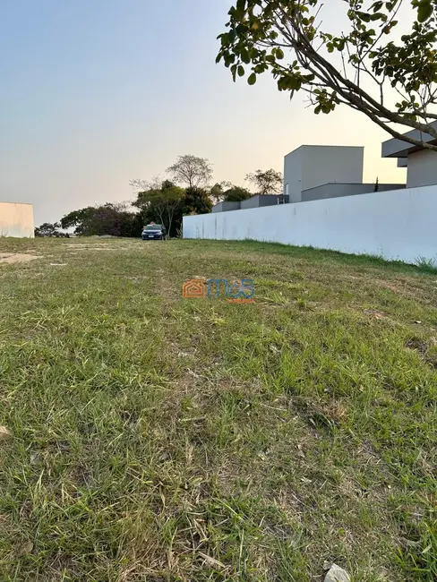 Foto 2 de Terreno / Lote à venda, 393m2 em Lagoa, Macae - RJ